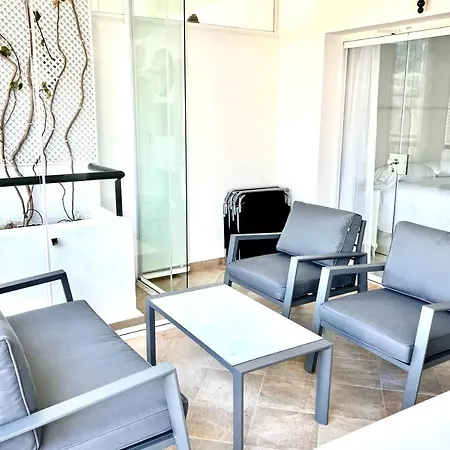 Mi Capricho Beachfront- P301 With Sea View *